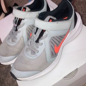 Boys Nike orange, and grey. Size 2Y